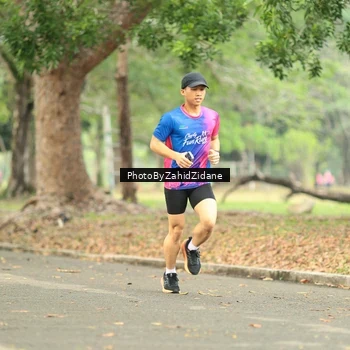 Runner Photo 8130884