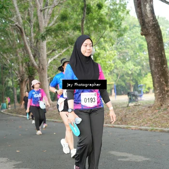 Runner Photo 8130904