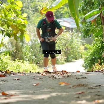 Runner Photo 8130937