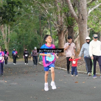 Runner Photo 8130942