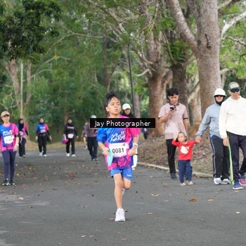 Runner Photo 8130943