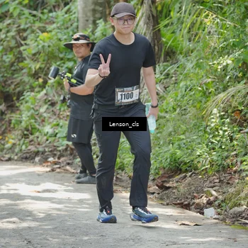 Runner Photo 8130949