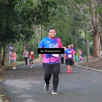 Runner Photo 8130953