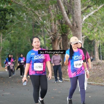 Runner Photo 8130955