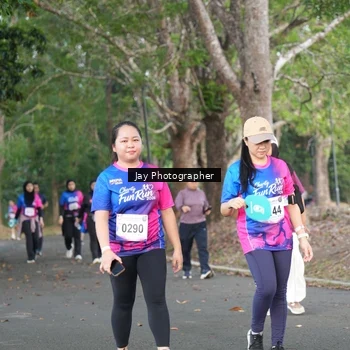 Runner Photo 8130960