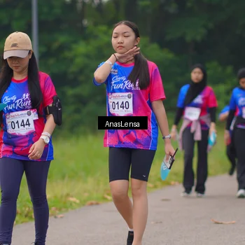 Runner Photo 8131275