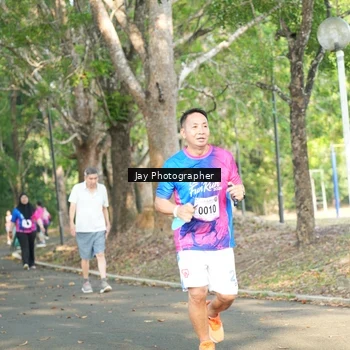Runner Photo 8131448