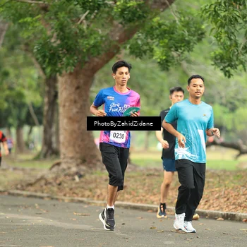 Runner Photo 8131559