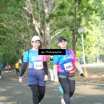 Runner Photo 8131566