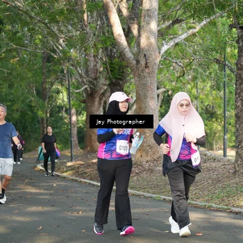 Runner Photo 8131839