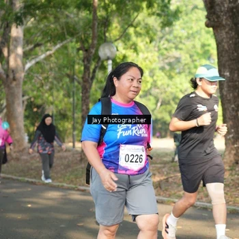 Runner Photo 8131879