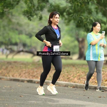 Runner Photo 8131899