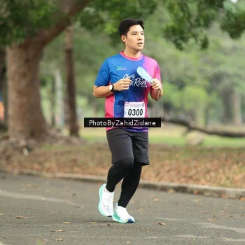 Runner Photo 8131916