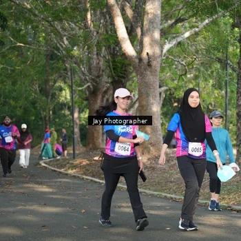 Runner Photo 8131933