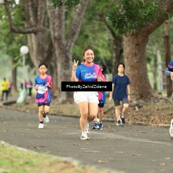 Runner Photo 8131980