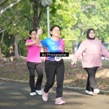 Runner Photo 8132000
