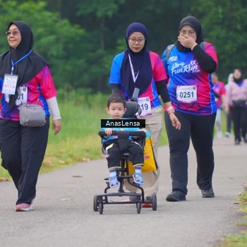Runner Photo 8132060