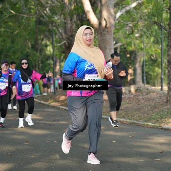 Runner Photo 8132074