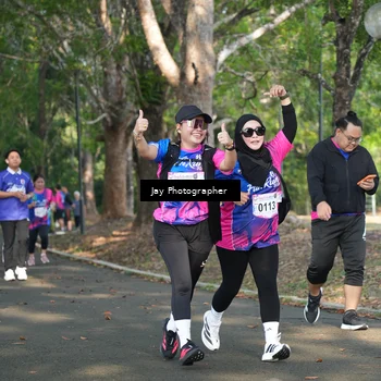 Runner Photo 8132077