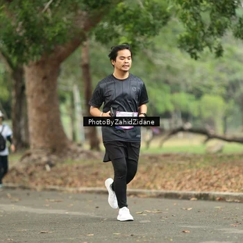 Runner Photo 8132448