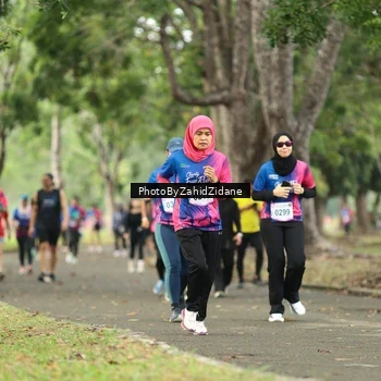 Runner Photo 8132497