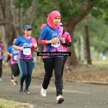Runner Photo 8132541