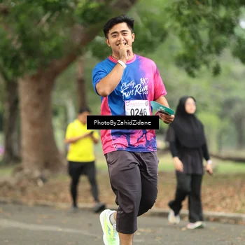 Runner Photo 8132754
