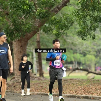 Runner Photo 8132766