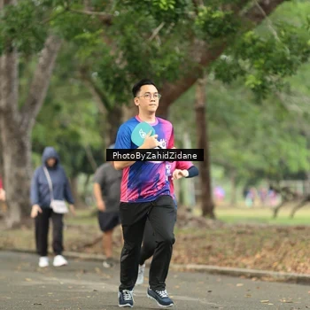 Runner Photo 8132801