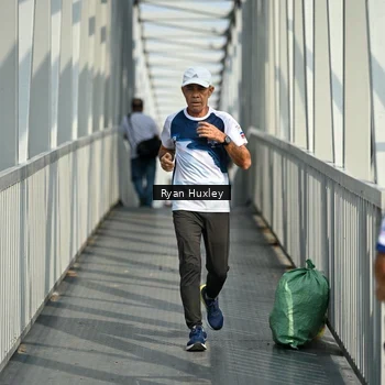 Runner Photo 8132813
