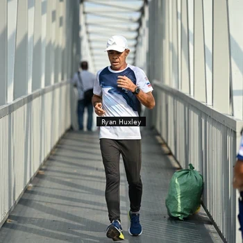 Runner Photo 8132817