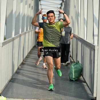 Runner Photo 8132835