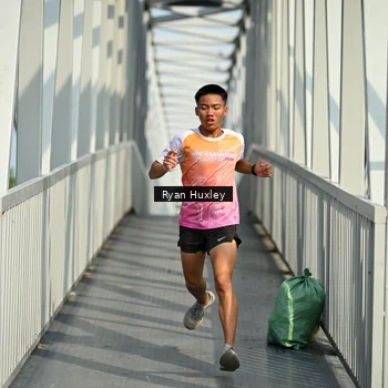 Runner Photo 8132870