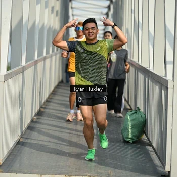 Runner Photo 8132871