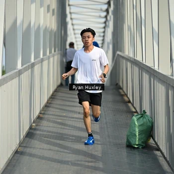 Runner Photo 8132882