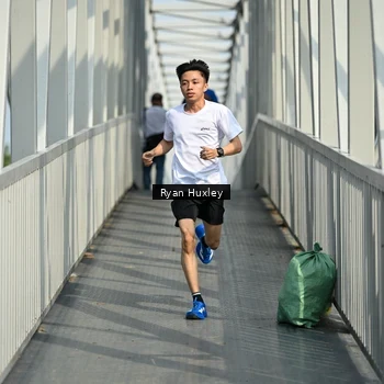 Runner Photo 8132883