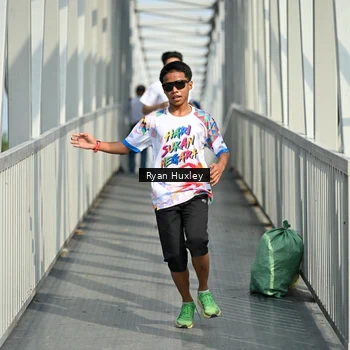 Runner Photo 8132886