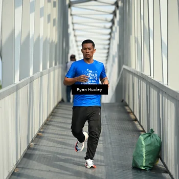 Runner Photo 8132900