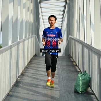 Runner Photo 8132911