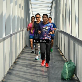 Runner Photo 8133011