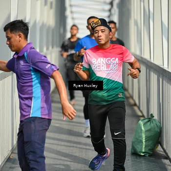 Runner Photo 8133031