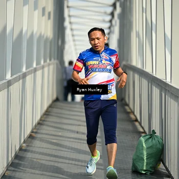 Runner Photo 8133056