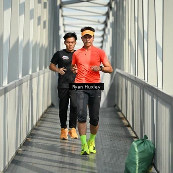 Runner Photo 8133068