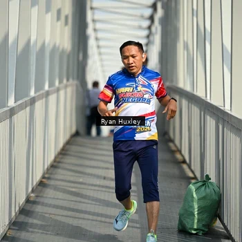 Runner Photo 8133080