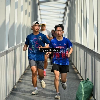 Runner Photo 8133087