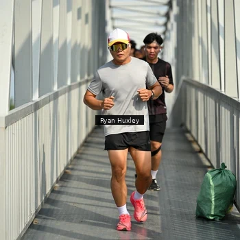 Runner Photo 8133092