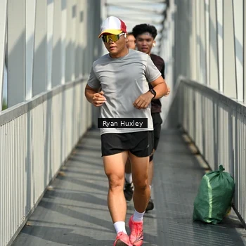 Runner Photo 8133100