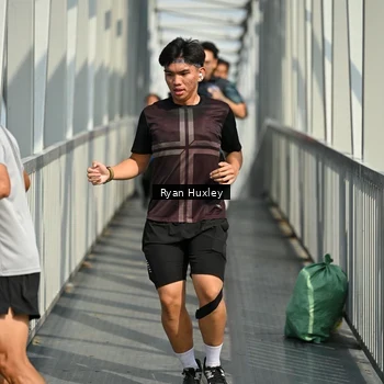 Runner Photo 8133104