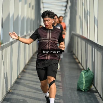 Runner Photo 8133112