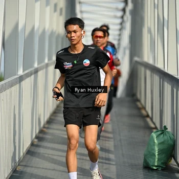 Runner Photo 8133157